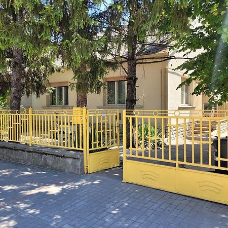 Ferienwohnung Tulipan Vendeghaz Siófok Exterior foto