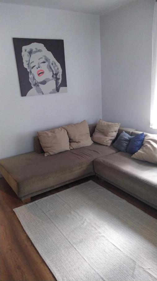 Ferienwohnung Tulipan Vendeghaz Siófok Exterior foto