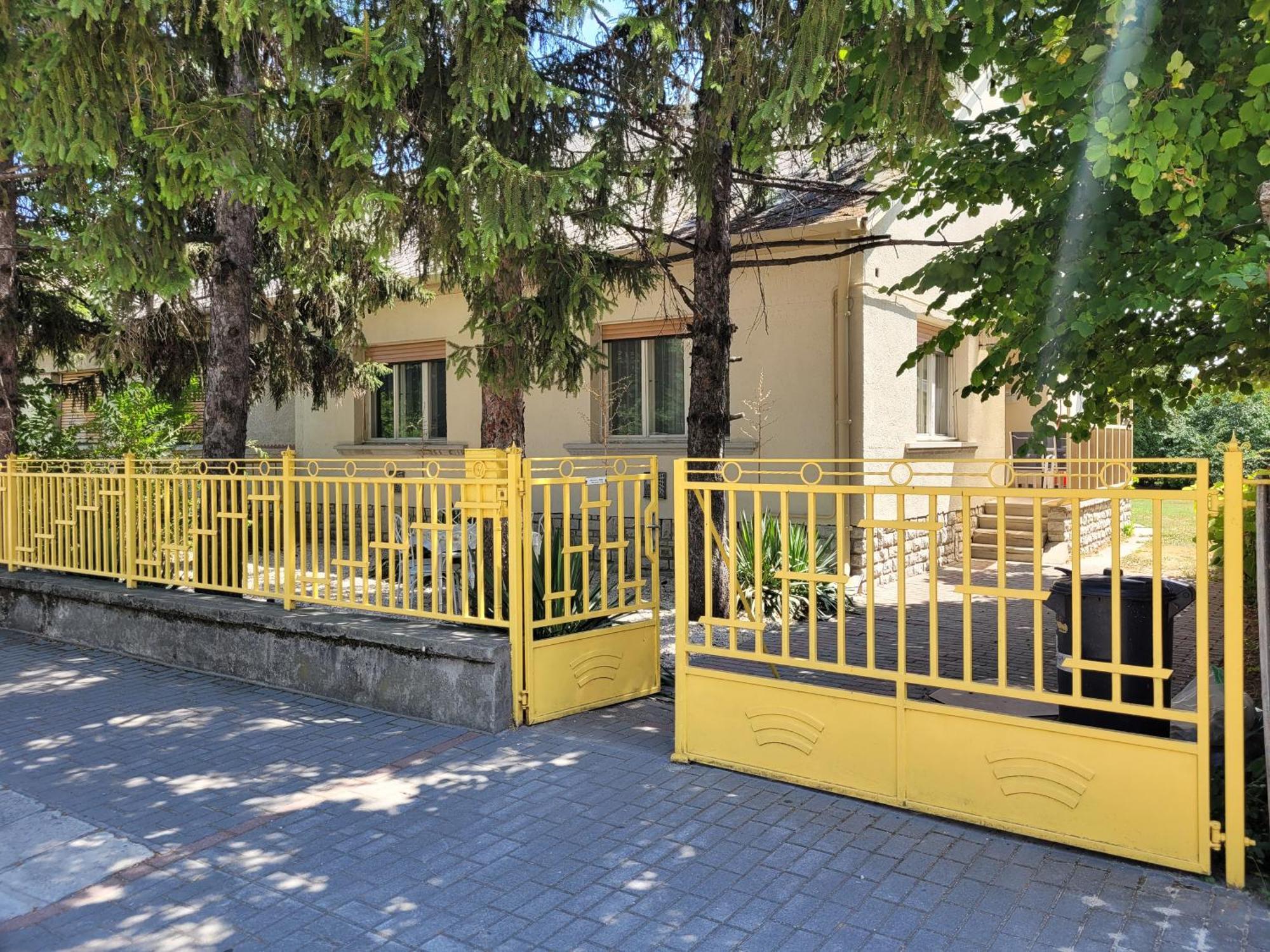 Ferienwohnung Tulipan Vendeghaz Siófok Exterior foto