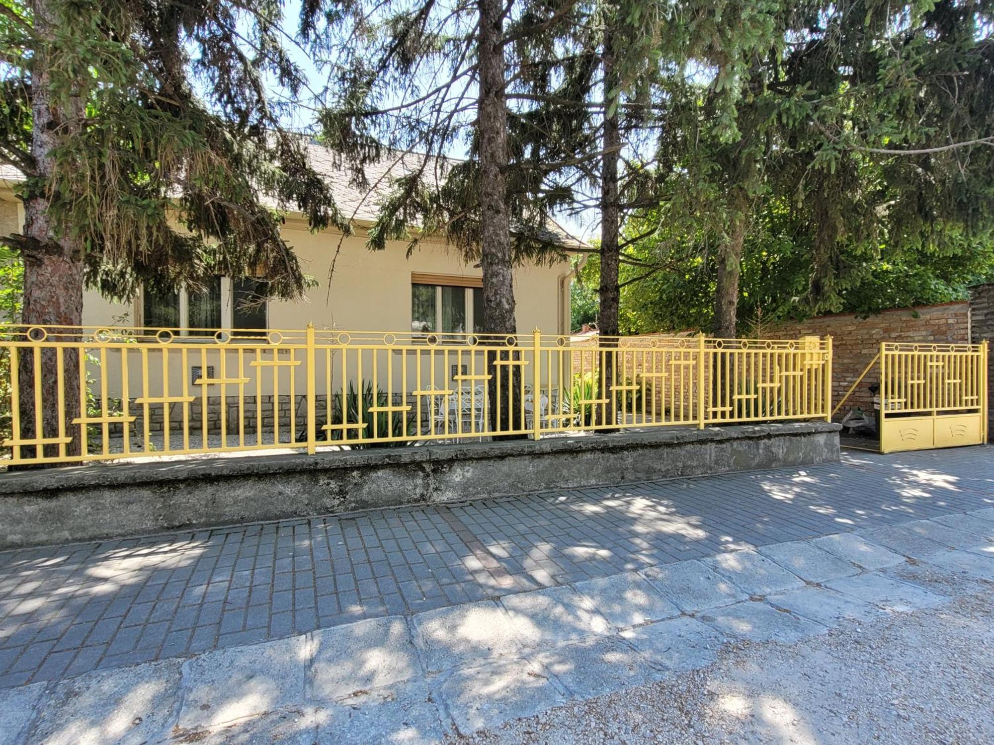 Ferienwohnung Tulipan Vendeghaz Siófok Exterior foto